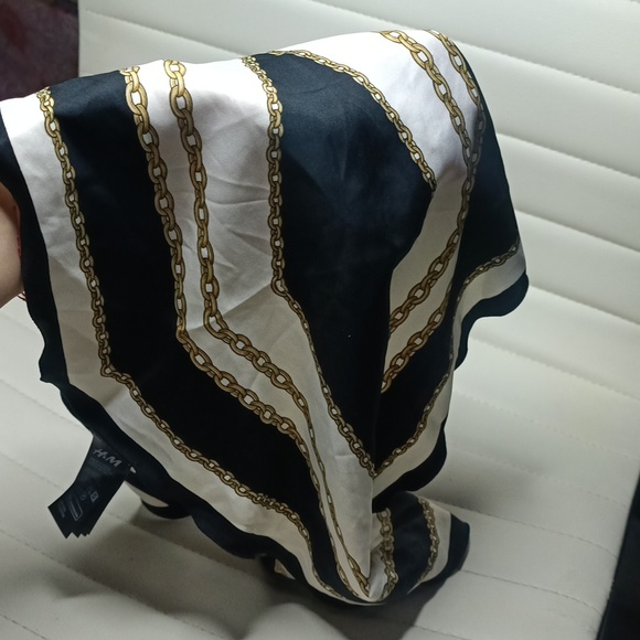 Women's scarf H&M 0793185 One size Chains - Picture 3 of 4